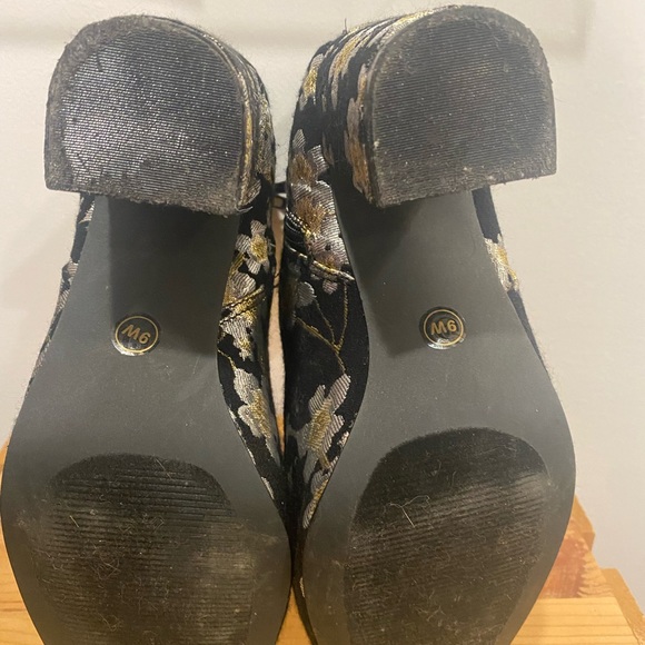 ELOQUII Floral booties 9W - Picture 4 of 8